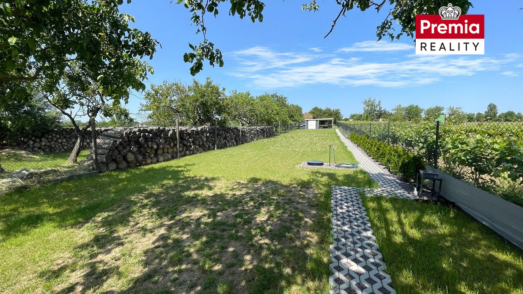 Prodej zahrady 929 m²