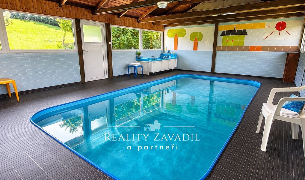 Prodej ubytovacího objektu 322 m², Vysoká – náhled fotky 22