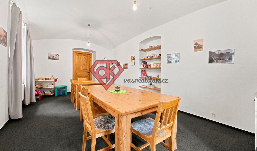 Prodej ubytovacího objektu 448 m², Králíky – náhled fotky 12