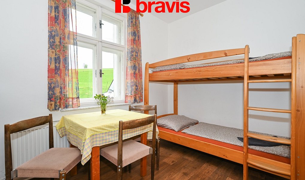 Prodej ubytovacího objektu 402 m², Staré Město – náhled fotky 18