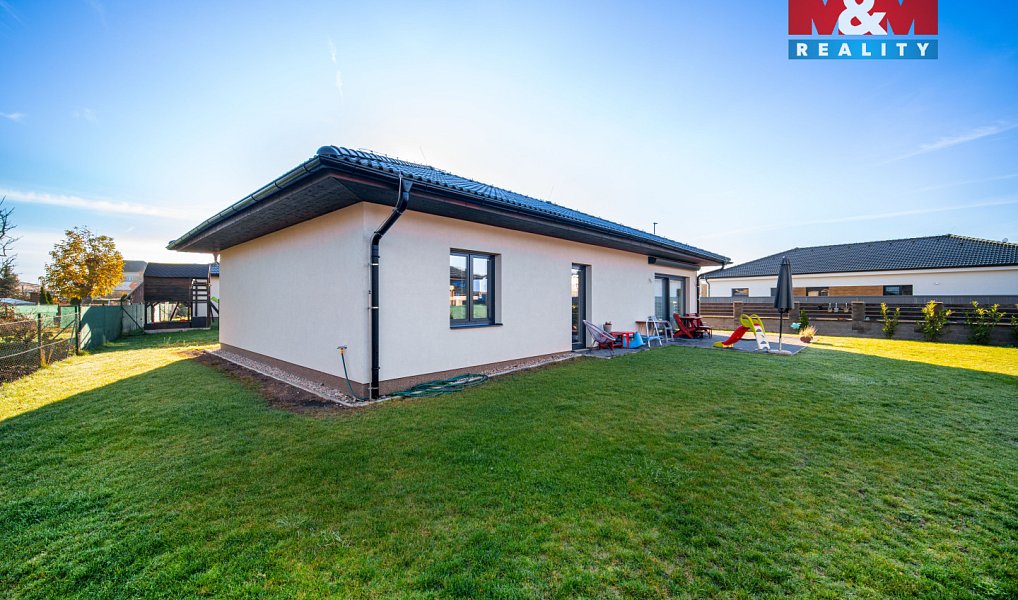 Prodej domu 170 m² s pozemkem 609 m², Chrast – náhled fotky 3