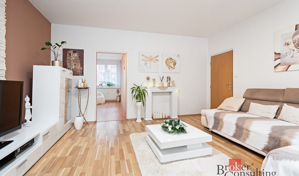Prodej bytu 4+1 83 m², Plzeň – náhled fotky 3