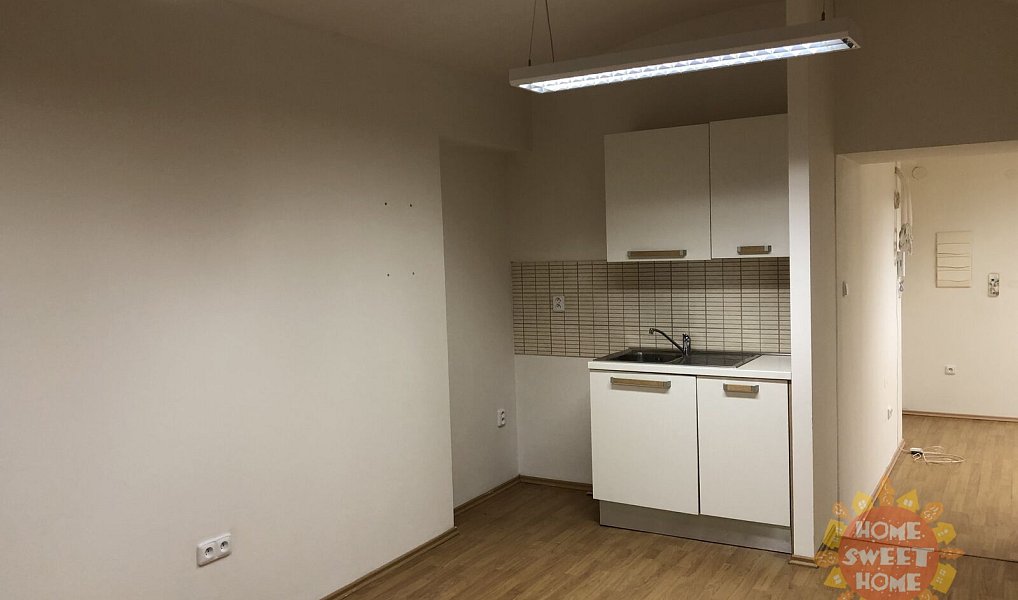 Pronájem kanceláře 136 m², Praha – náhled fotky 19