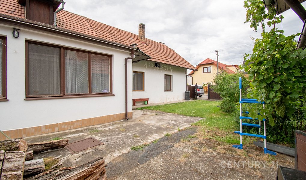 Prodej domu 105 m² s pozemkem 1 000 m², Hořín – náhled fotky 4