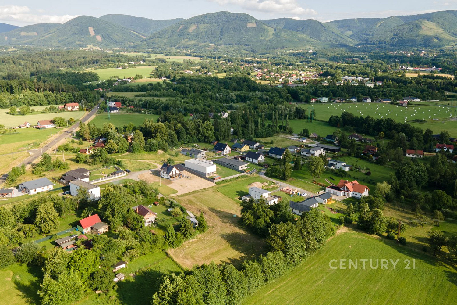 Prodej stavebního pozemku 2 895 m² – pohled 5