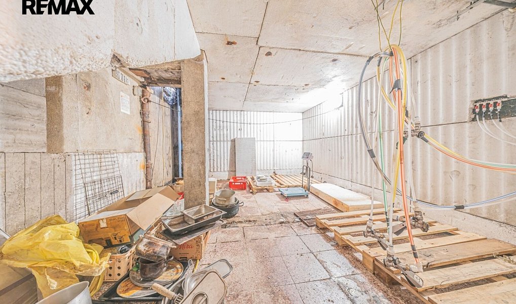 Prodej restaurace 249 m², Praha – náhled fotky 40