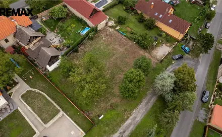 Prodej stavebního pozemku 825 m², Hradčany, okres Nymburk