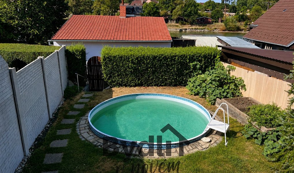 Prodej domu 195 m² s pozemkem 189 m², Studenec – náhled fotky 3