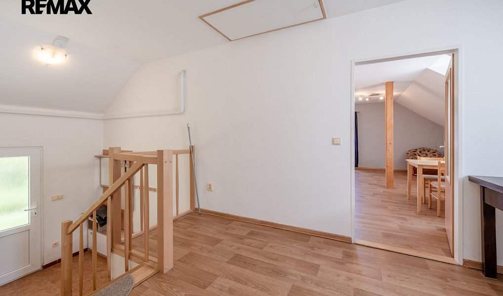 Prodej domu 230 m² s pozemkem 941 m², Kvasiny – náhled fotky 5