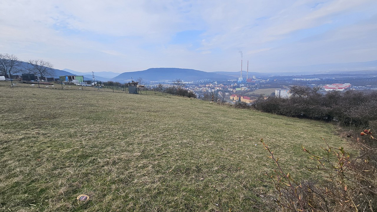 Prodej stavebního pozemku 5 240 m² – pohled 4