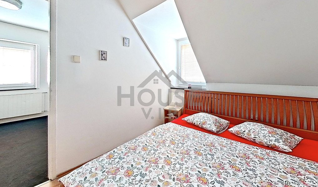 Prodej domu 239 m² s pozemkem 414 m², Hýskov – náhled fotky 33