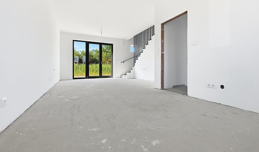 Prodej domu 133 m² s pozemkem 268 m², Strážnice – náhled fotky 3