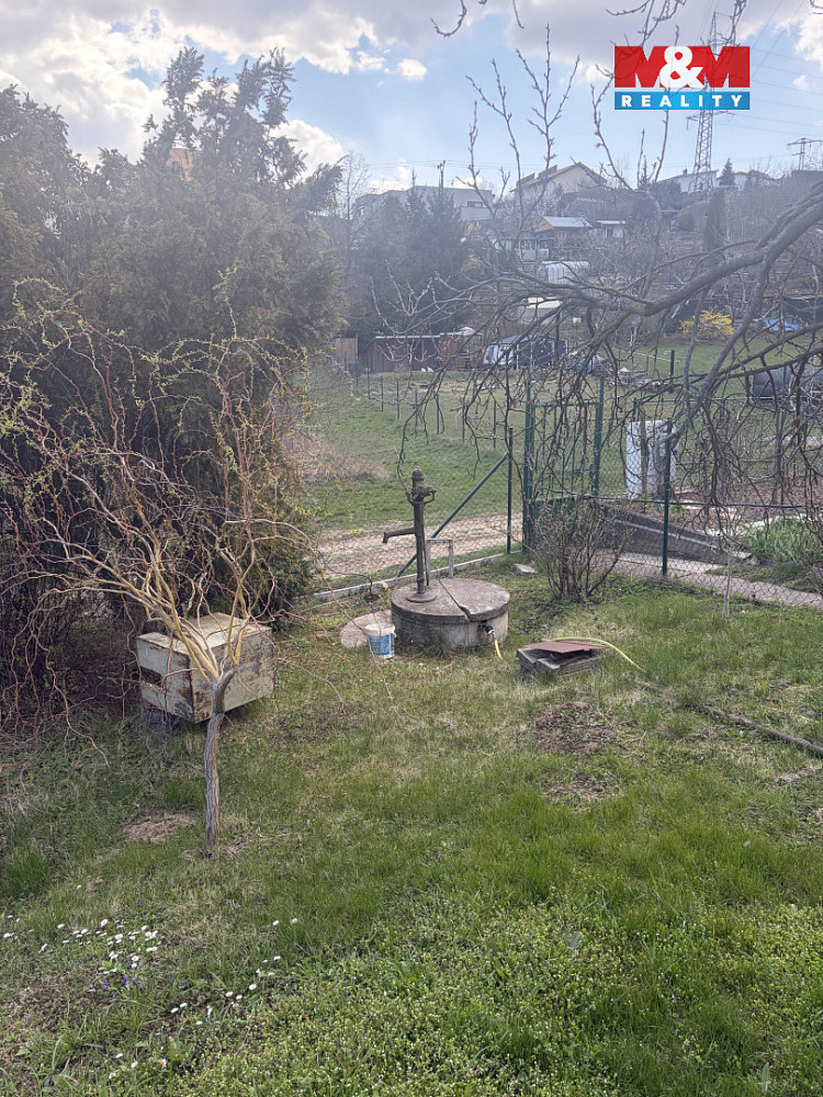 Prodej zahrady 717 m² – další