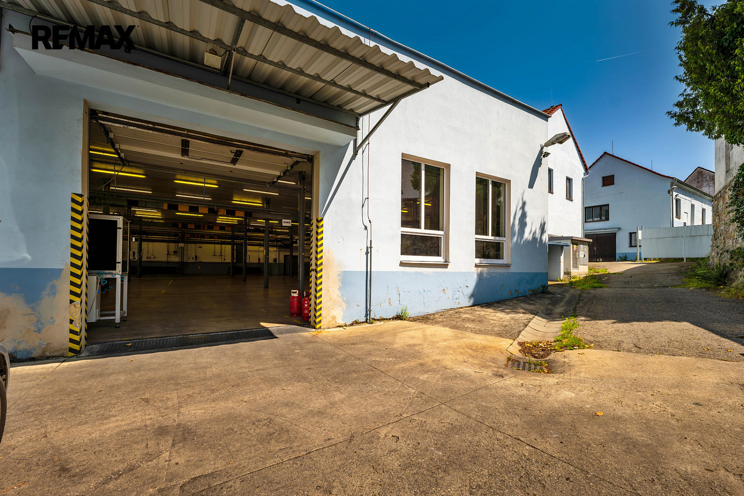 Prodej výrobních prostor 1 115 m² – fotografie 2