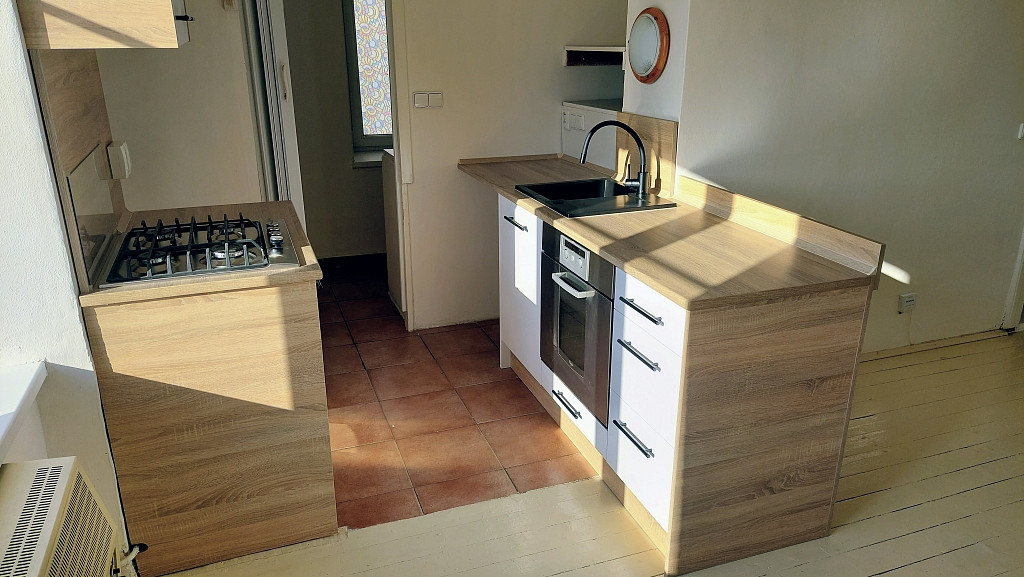 Pronájem bytu 3+kk 70 m² - Widok 3