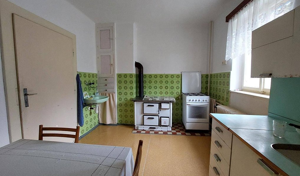 Prodej domu 168 m² s pozemkem 2 312 m², Sádek – náhled fotky 11