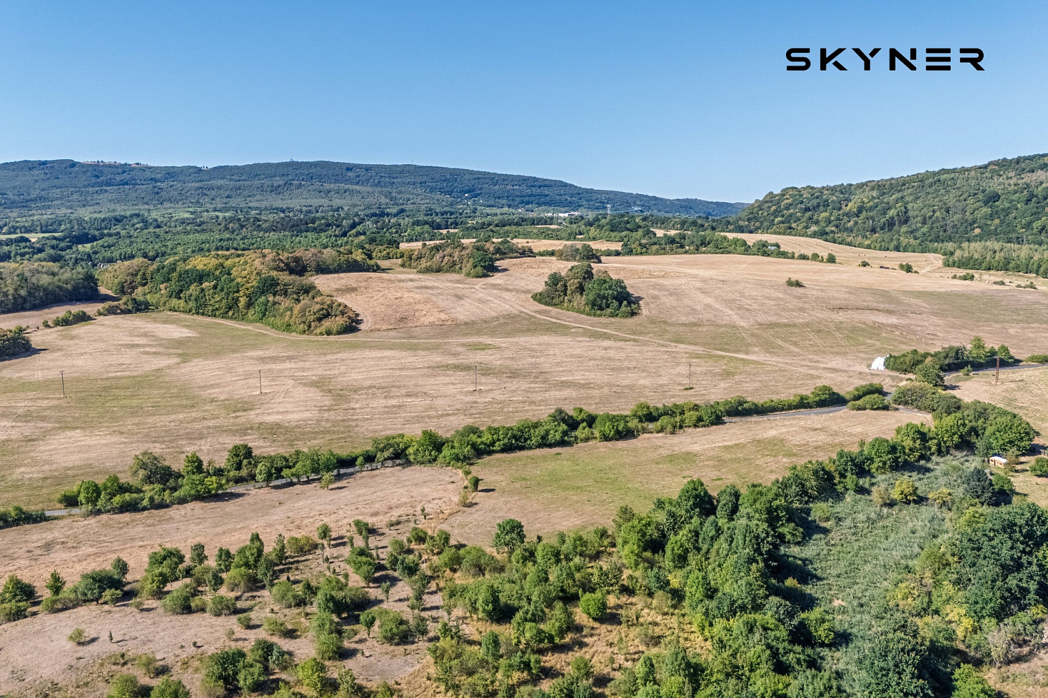 Prodej stavebního pozemku 8 231 m² – fotografie 5