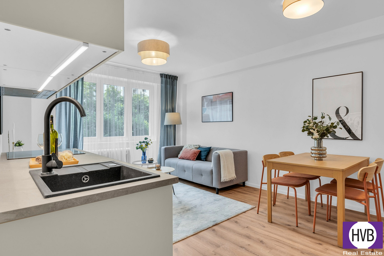 Prodej bytu 3+kk 63 m² – pohled 2