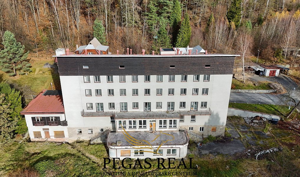 Prodej nájemního domu, činžáku 4 963 m², Rožnov pod Radhoštěm – náhled fotky 2