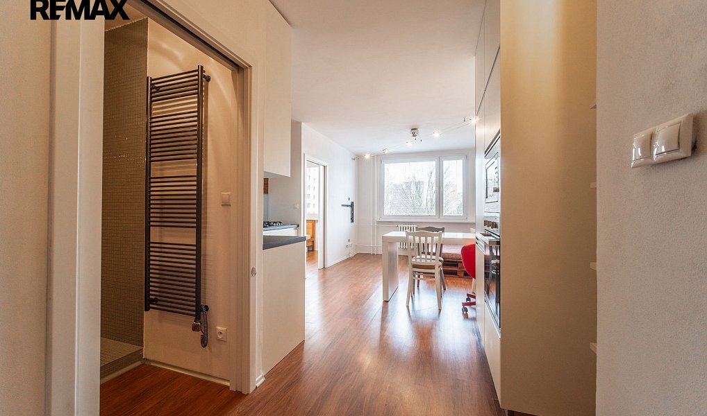 Pronájem bytu 2+kk 46 m², Praha – náhled fotky 3