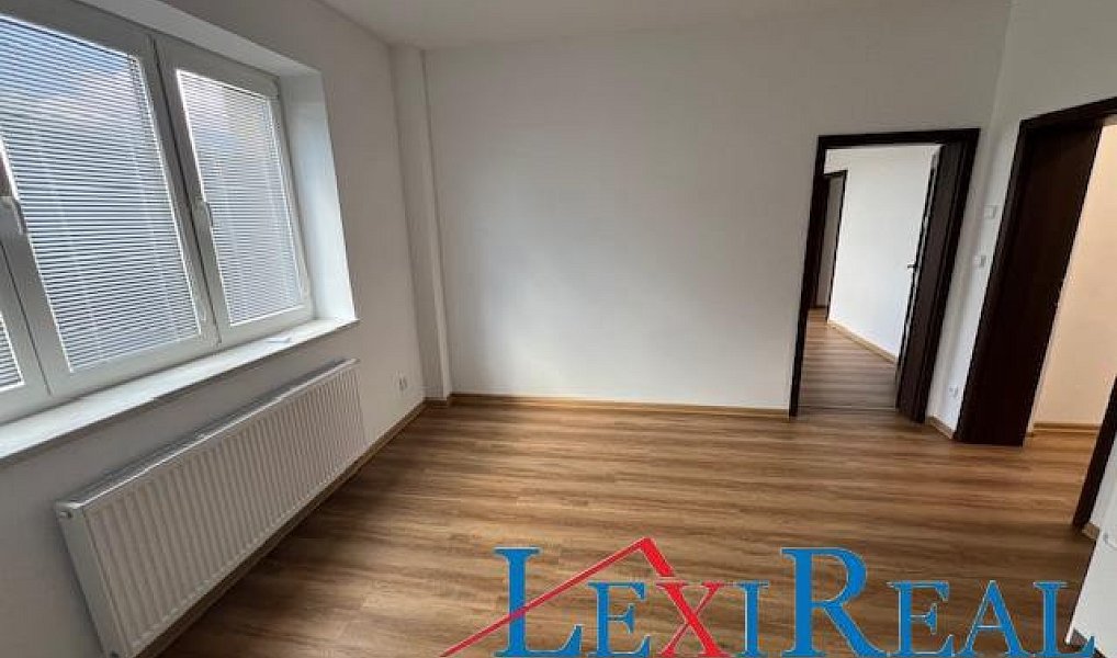 Prodej domu 150 m² s pozemkem 1 054 m², Koleč – náhled fotky 8