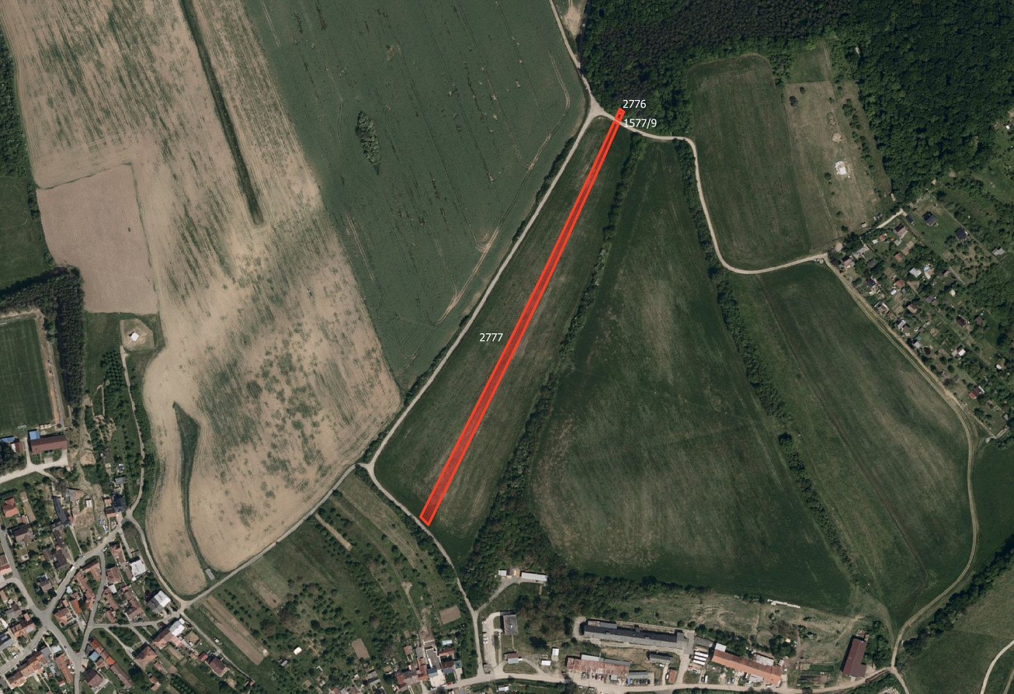 Prodej pole 5 050 m²