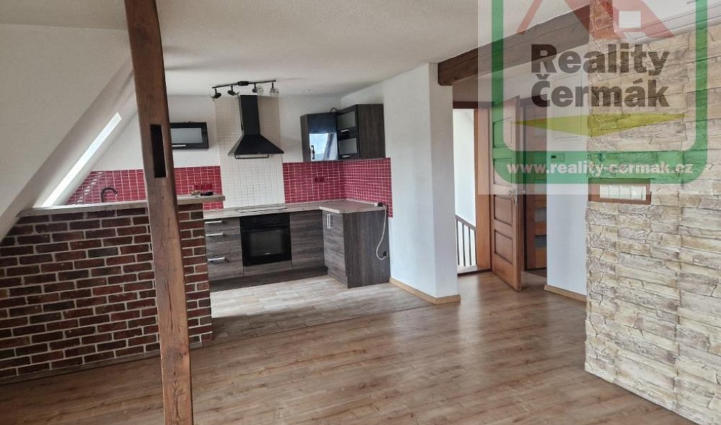 Prodej bytu 3+kk 101 m², Holýšov – náhled fotky 2