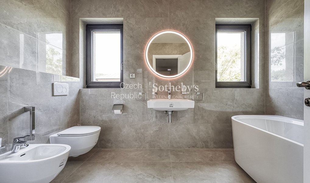 Pronájem domu 184 m² s pozemkem 432 m², Praha – náhled fotky 10