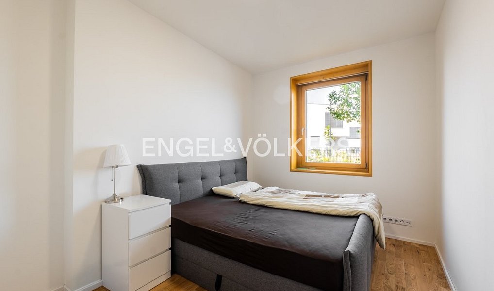 Pronájem domu 219 m² s pozemkem 341 m², Praha – náhled fotky 5