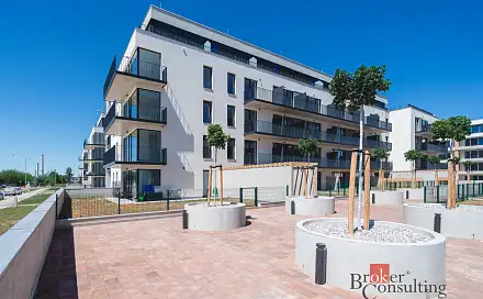 Pronájem bytu 1+kk 37 m²