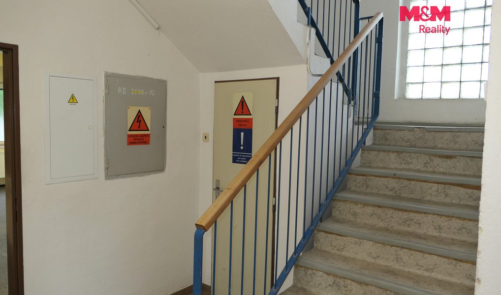Pronájem kanceláře 200 m², Králův Dvůr – náhled fotky 14