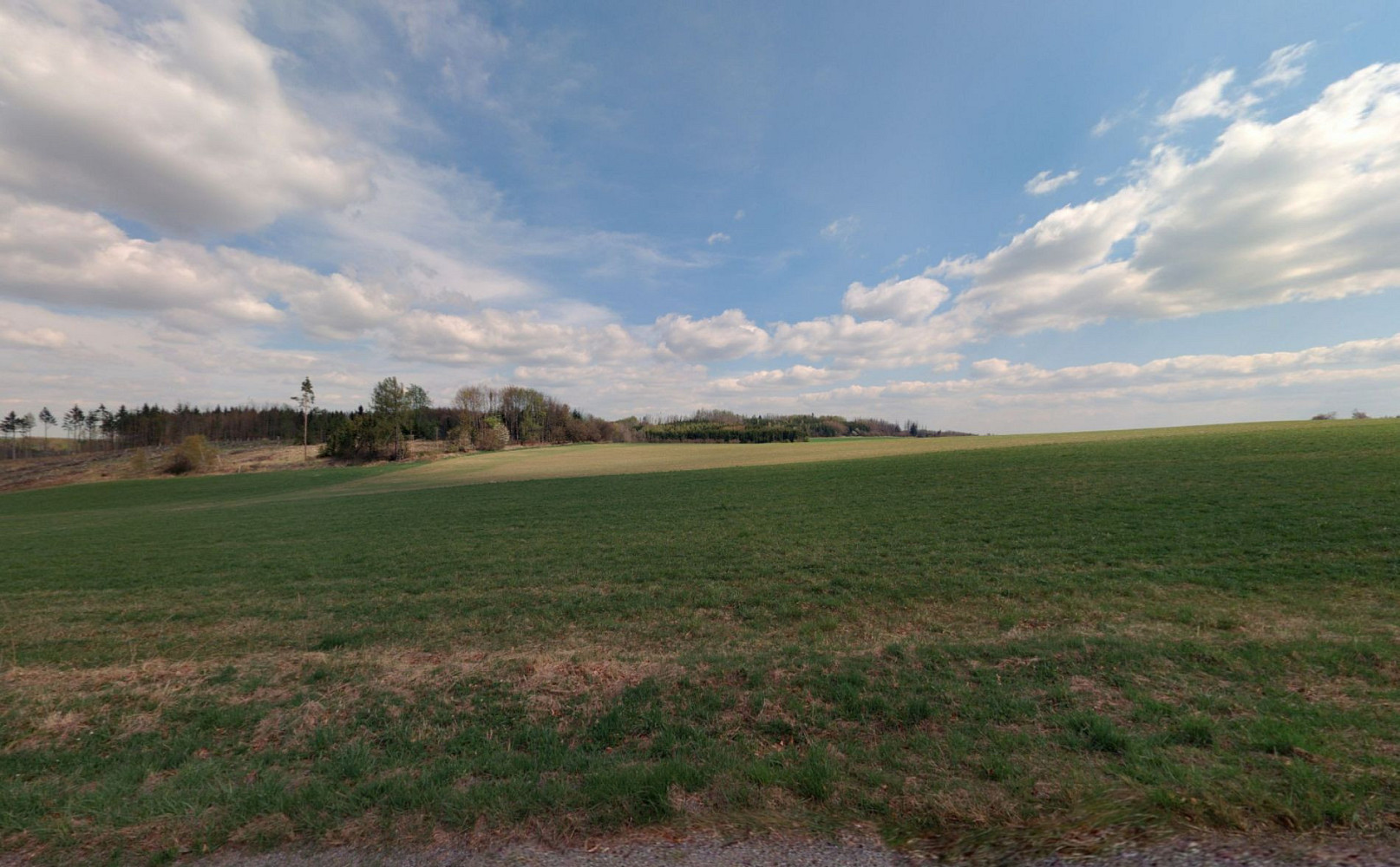 Prodej pole 14 690 m²