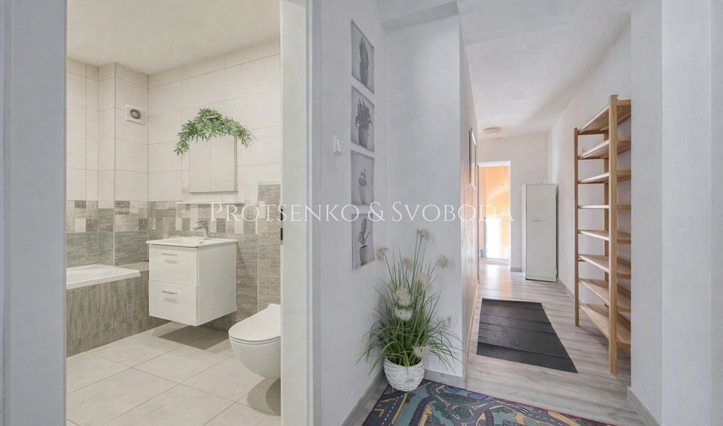 Prodej nájemního domu, činžáku 186 m², Kolín – náhled fotky 4