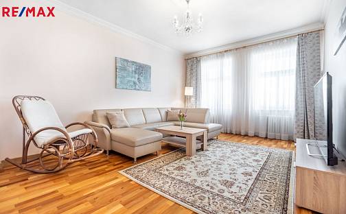 Prodej bytu 3+1 98 m², Dr. Davida Bechera, Karlovy Vary