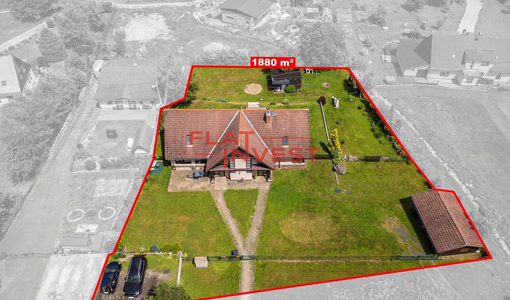 Prodej domu 266 m² s pozemkem 2 024 m², Liberec – náhled fotky 2