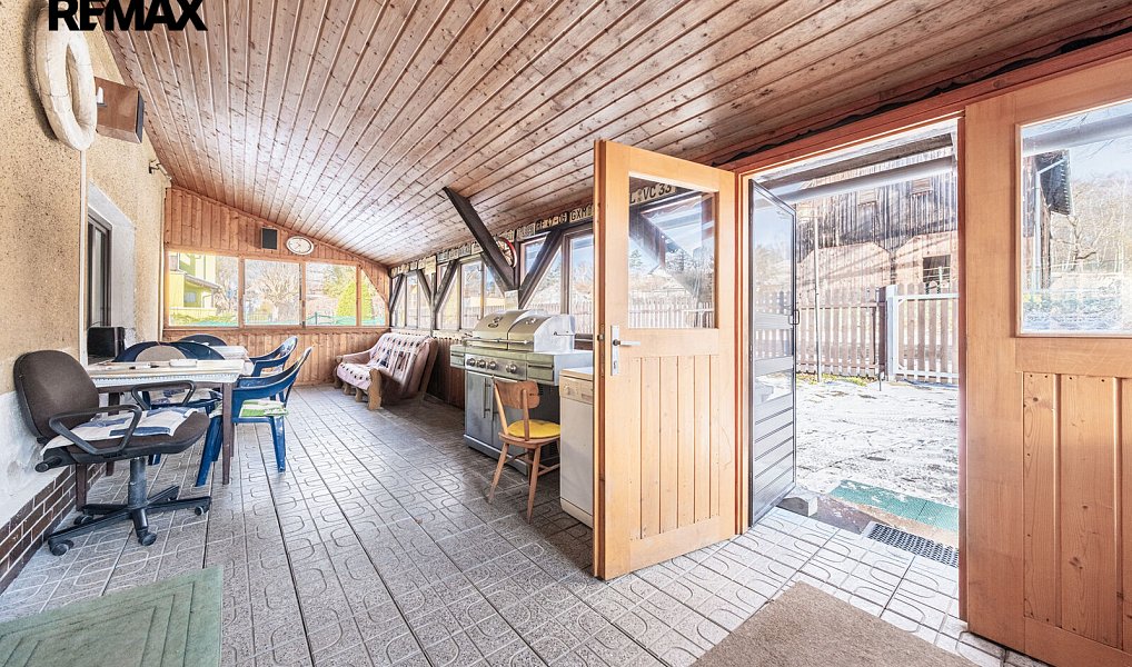 Prodej ubytovacího objektu 370 m², Hřensko – náhled fotky 7