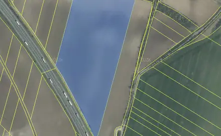 Prodej pole 72 607 m², Nová Ves, okres Mělník