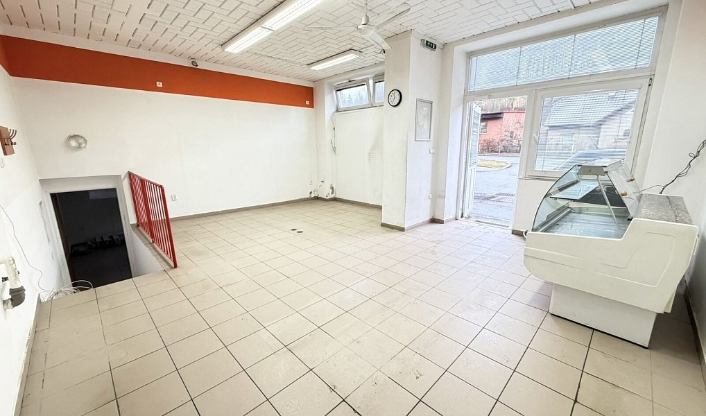 Prodej obchodních prostor 65 m², Vsetín – náhled fotky 5