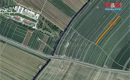 Prodej pole 7 451 m², Vracov, okres Hodonín