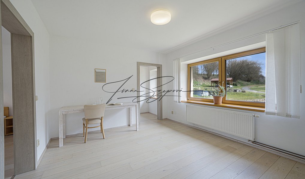 Prodej ubytovacího objektu 594 m², Olešná – náhled fotky 22