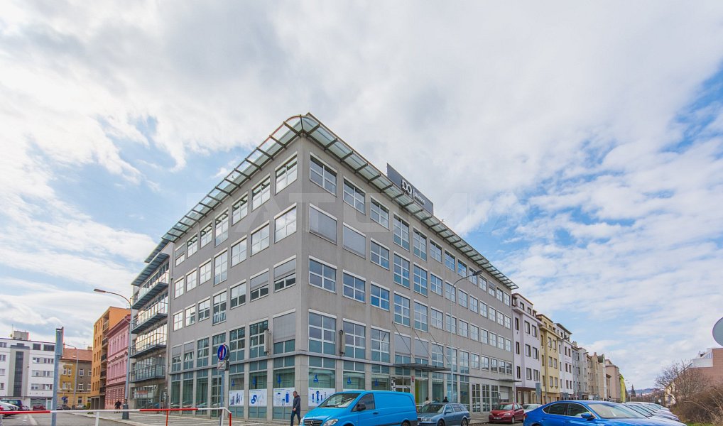 Pronájem kanceláře 405 m², Praha – náhled fotky 14
