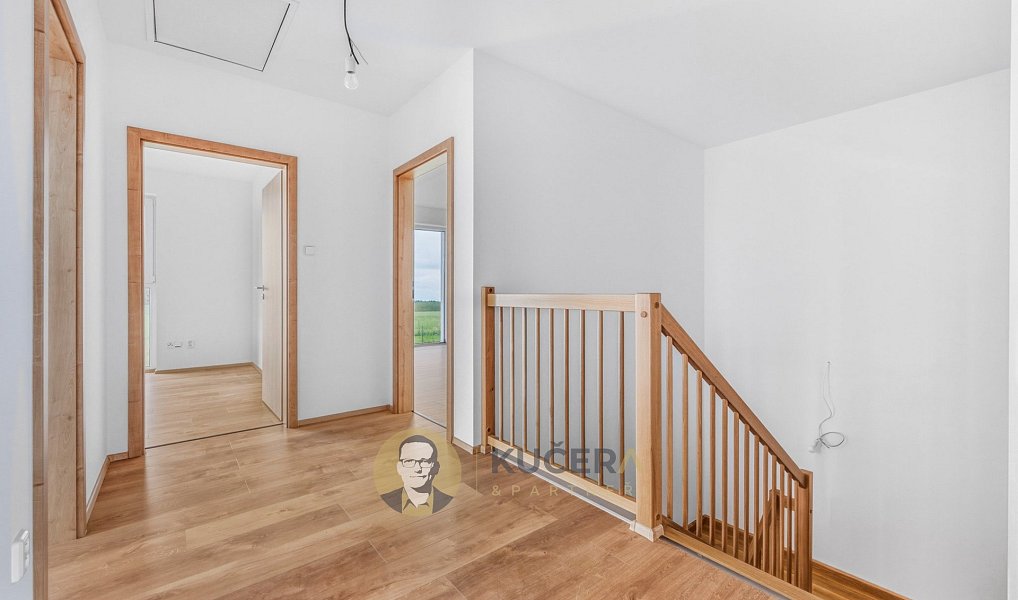 Prodej domu 145 m² s pozemkem 600 m², Nemyslovice – náhled fotky 19