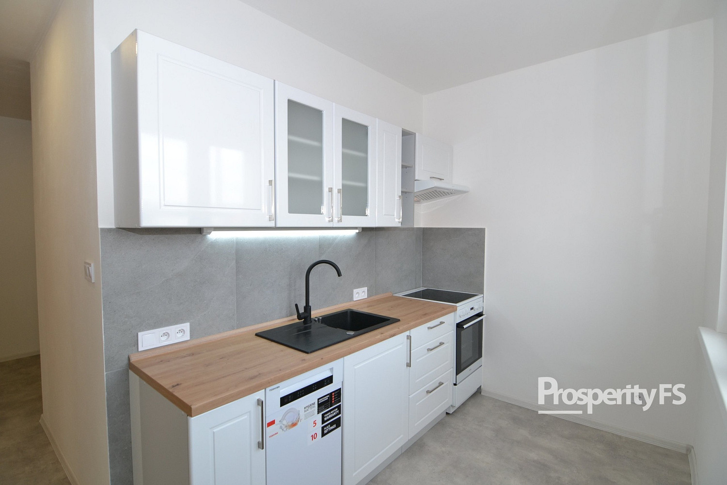 Pronájem bytu 3+1 72 m² – fotografie 5