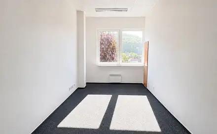 Pronájem kanceláře 21 m², Dvořákova, Ústí nad Labem - Ústí nad Labem-centrum