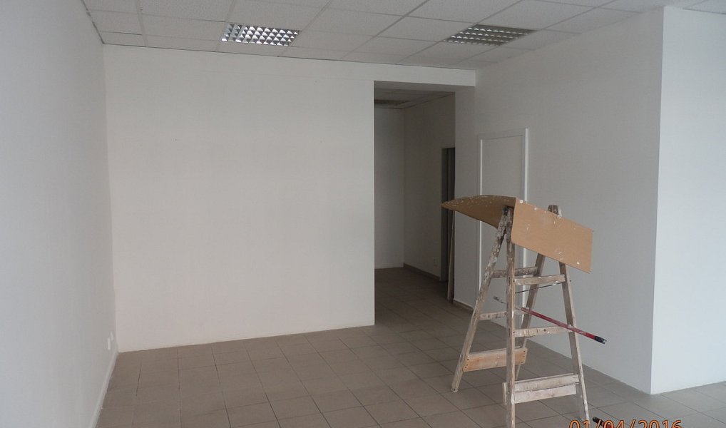 Pronájem obchodních prostor 57 m², Kladno – náhled fotky 3