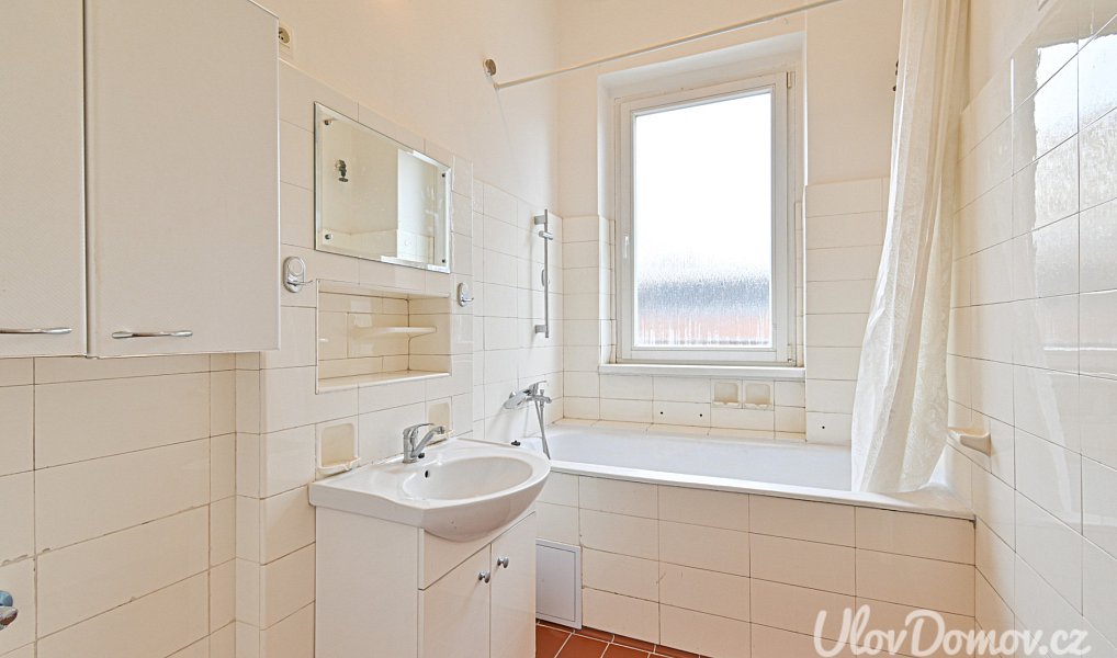 Prodej bytu 4+1 132 m², Praha – náhled fotky 27