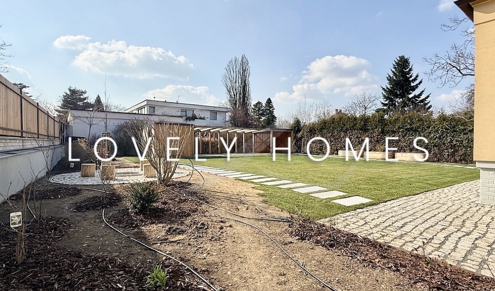 Pronájem domu 256 m² s pozemkem 1 100 m², Praha – náhled fotky 45