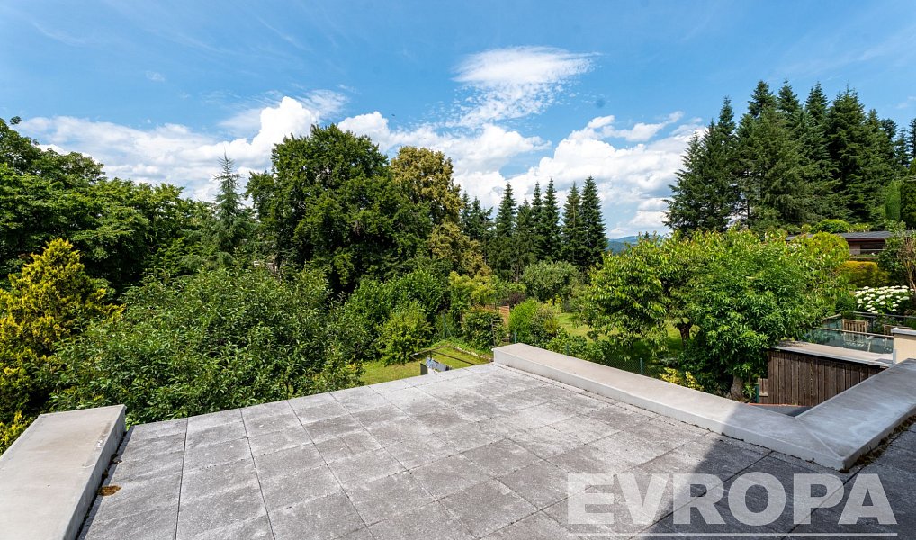 Prodej domu 270 m² s pozemkem 555 m², Trutnov – náhled fotky 12