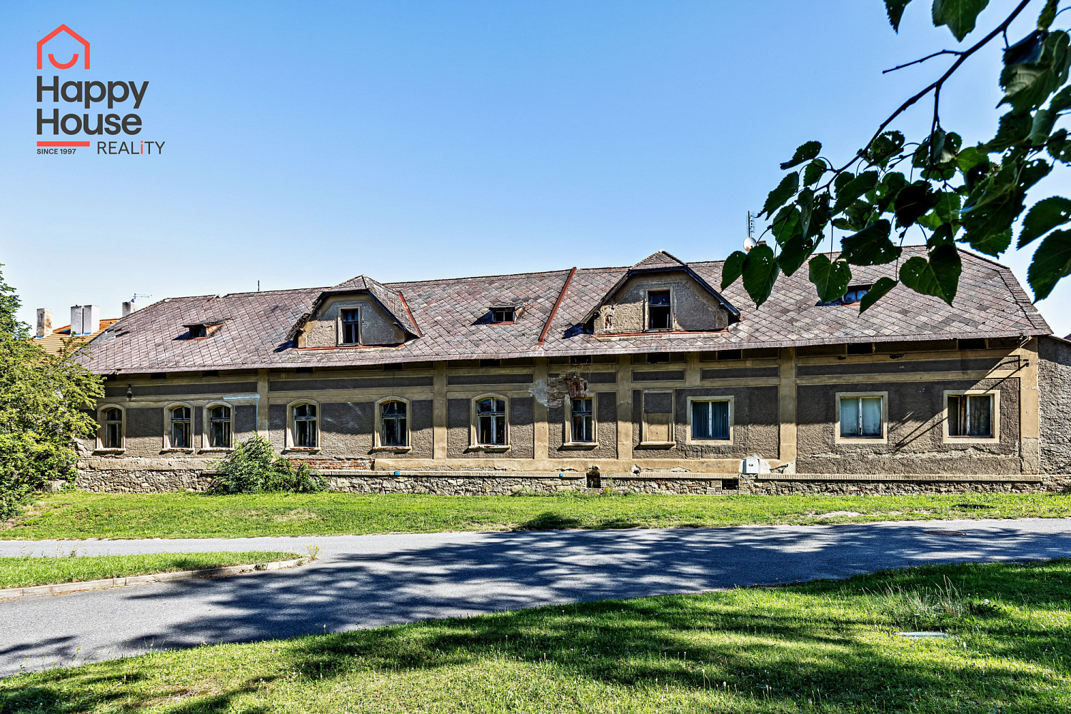 Prodej domu 220 m² s pozemkem 3 038 m²