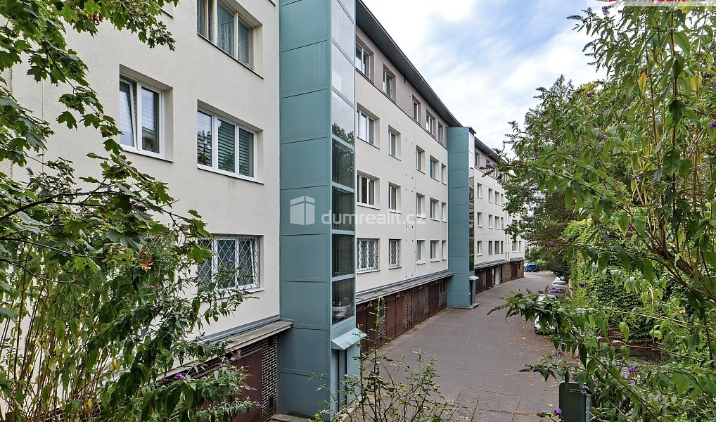 Prodej bytu 3+1 80 m², Praha – náhled fotky 32